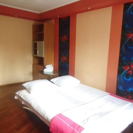 קייב Studio On Vandy Vasylevskoi 8 מראה חיצוני תמונה